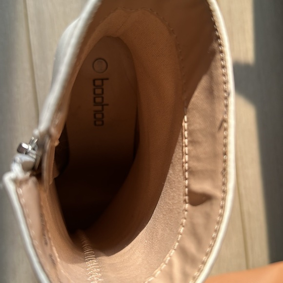 BOOHOO white heeled booties - Picture 7 of 9